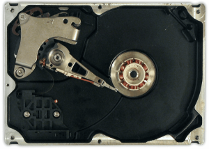 Hard_disk_dismantled